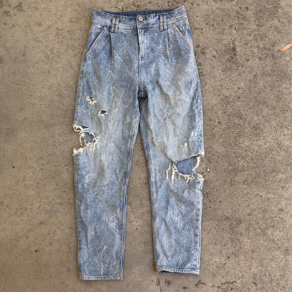 American Eagle Ripped Jeans